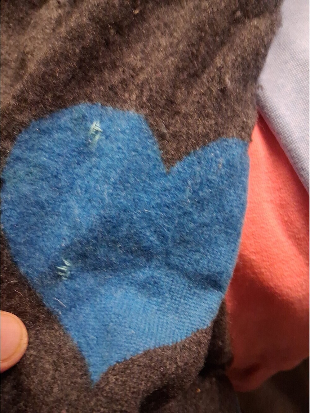 Sutton Studio Gray Cashmere Cardigan V-Neck Button-Up Blue Hearts Small O2 - Picture 6 of 8